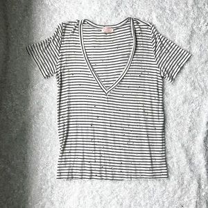 B&W striped distressed oversized tee